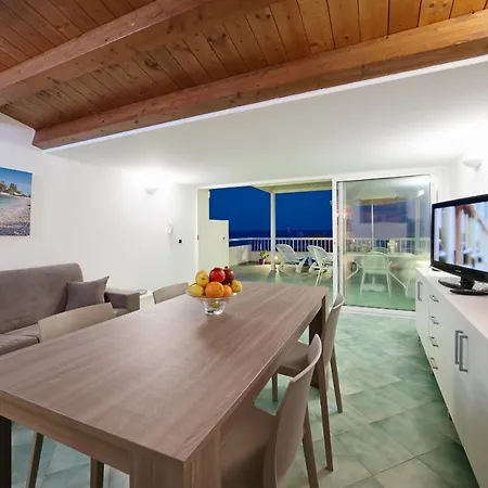 Archimede, Con Vista In Centro A Lejlighed