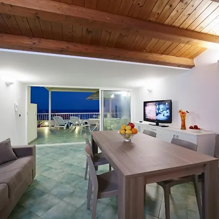 Archimede, Con Vista In Centro A Apartment