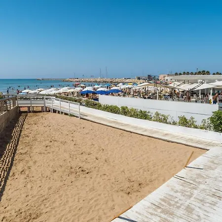 Archimede, Con Vista In Centro A Marina di Ragusa