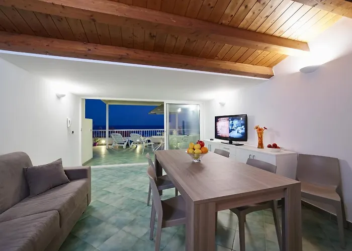 Archimede, Con Vista In Centro A Apartment