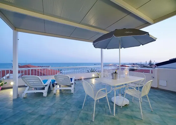 Archimede, Con Vista In Centro A Marina di Ragusa